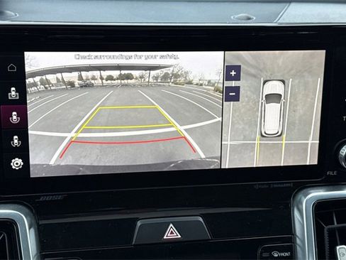 Certified 2023 Kia Sorento SX Prestige w/ Panoramic Sunroof Package image 28