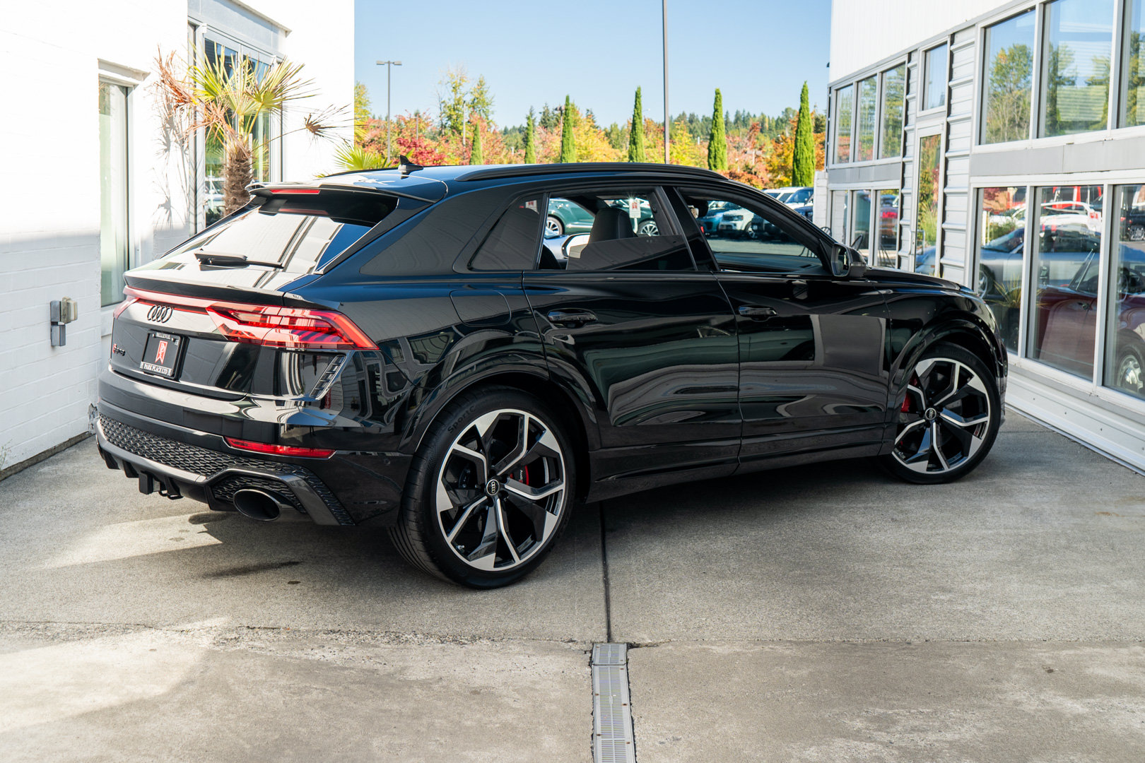 Used 2023 Audi RS Q8 AWD/4WD image 7