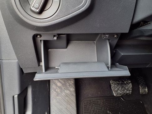 Used 2021 Volkswagen Atlas Cross Sport SEL image 25