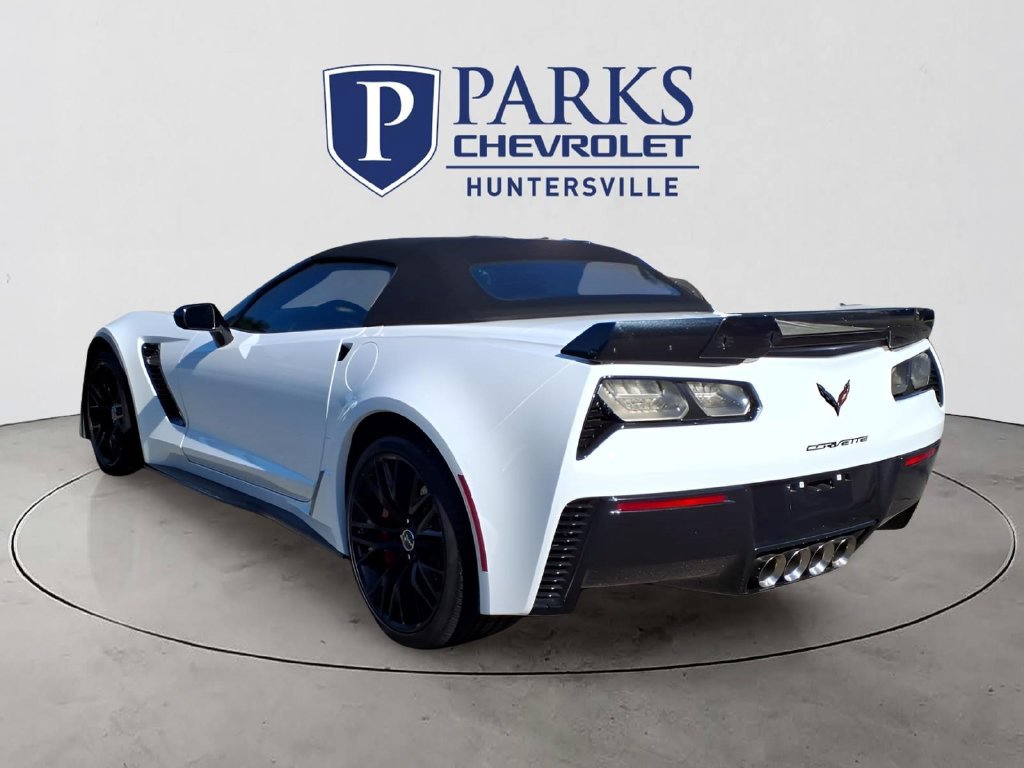 Used 2015 Chevrolet Corvette Z06 w/ 3LZ Preferred Equipment Group RWD image 29