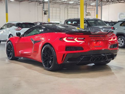 Used 2025 Chevrolet Corvette Z06 w/ Battery Protection Package RWD image 10