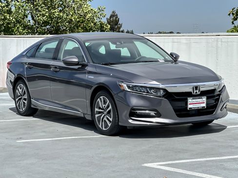Used 2019 Honda Accord EX image 10