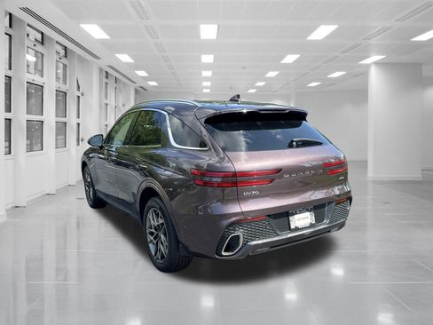 Used 2023 Genesis GV70 2.5T w/ Select Package AWD/4WD image 7