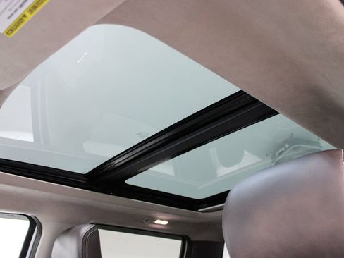 Used 2019 Ford F350 Limited w/ FX4 Off-Road Package image 46