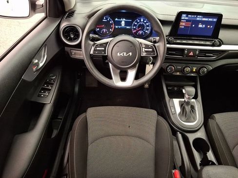 Used 2024 Kia Forte LXS FWD image 11