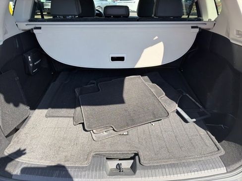 Certified 2023 Nissan Rogue SV w/ SV Premium B Package image 6