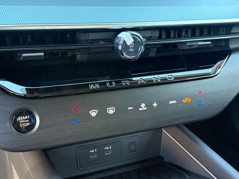 New 2025 Nissan Murano SL image 16