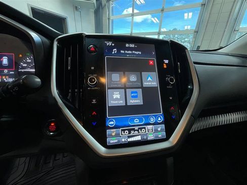 Used 2024 Subaru Ascent Premium w/ Convenience Package image 15