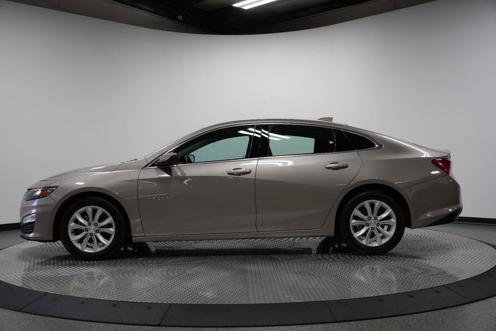 Certified 2024 Chevrolet Malibu LT FWD image 4