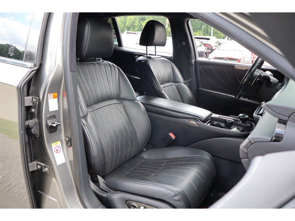 Used 2018 Lexus LS 500 AWD w/ Interior Upgrade Package image 13