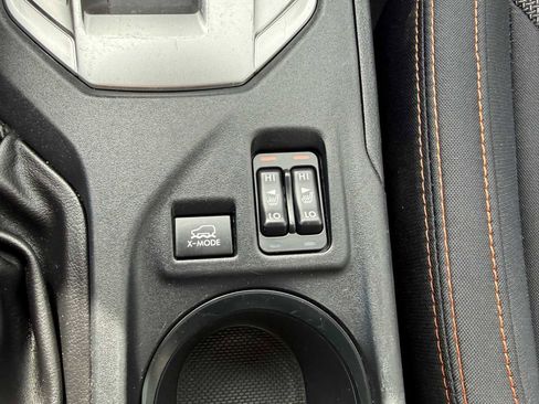 Used 2019 Subaru Crosstrek 2.0i Premium w/ Eyesight System image 24