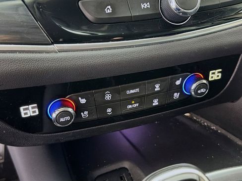 Used 2018 Buick Enclave Premium w/ Trailering Package image 18