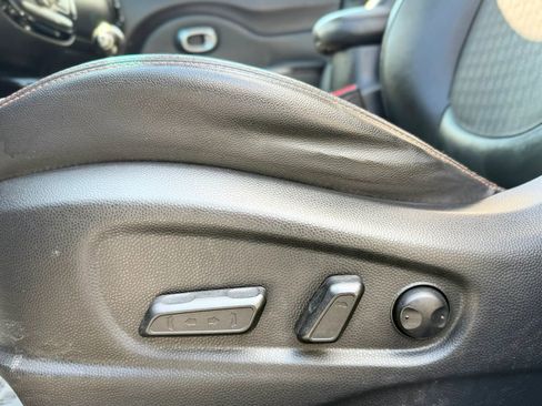 Used 2018 Kia Soul ! w/ Tech Package FWD image 25