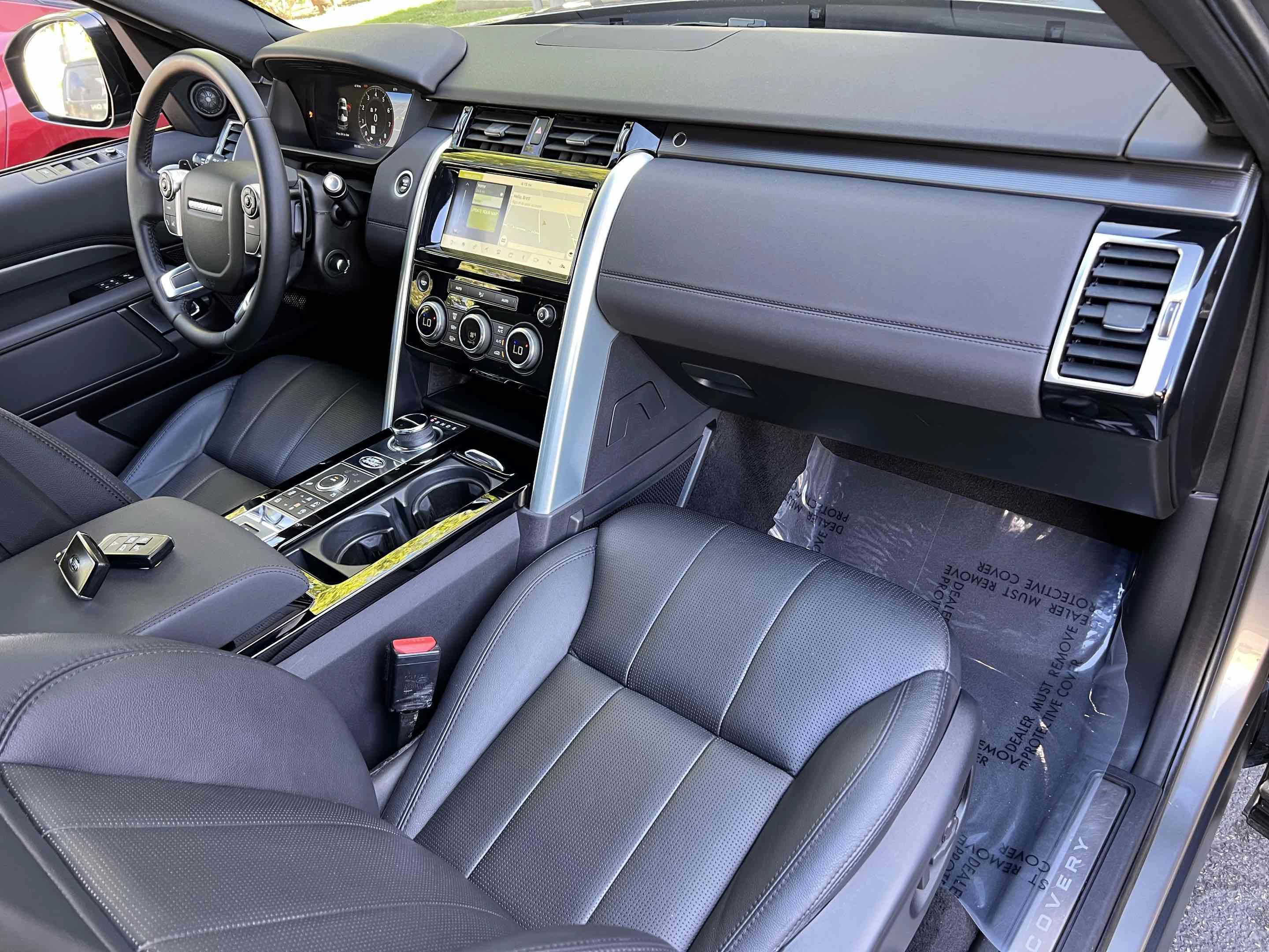Used 2018 Land Rover Discovery HSE AWD/4WD image 27