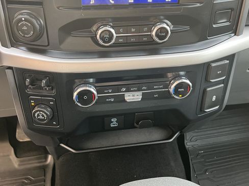 Used 2022 Ford F150 XLT w/ Equipment Group 301A Mid image 31