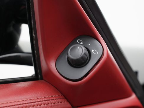 Used 2009 Porsche 911 Cabriolet image 28