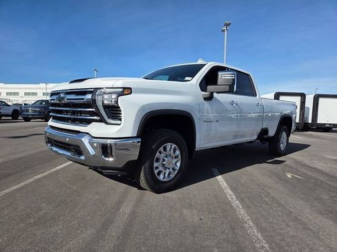 New 2026 Chevrolet Silverado 3500 LTZ w/ LTZ Premium Package image 2