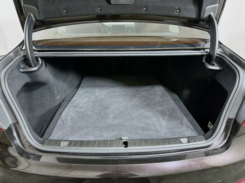 Used 2016 BMW 750i xDrive image 28