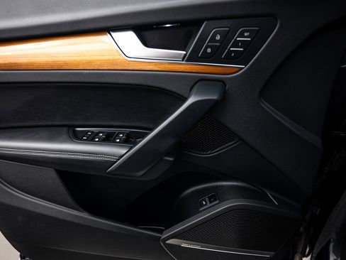 Used 2023 Audi Q5 2.0T Premium Plus w/ Premium Plus Package image 16