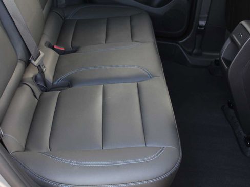Used 2025 Buick Envista Sport Touring w/ Convenience I Package FWD image 22