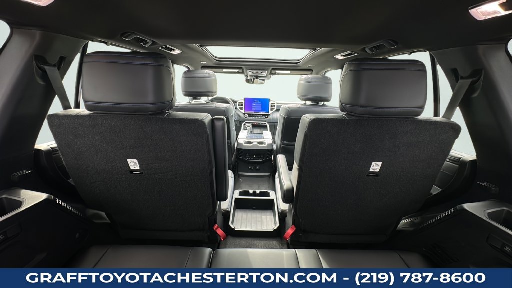 Used 2023 Toyota Sequoia Platinum AWD/4WD image 26