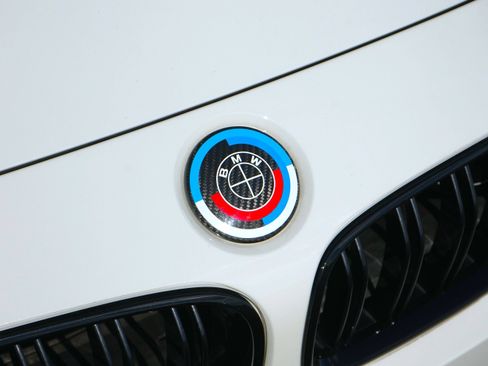 Used 2018 BMW M3 CS w/ Executive Package RWD image 14
