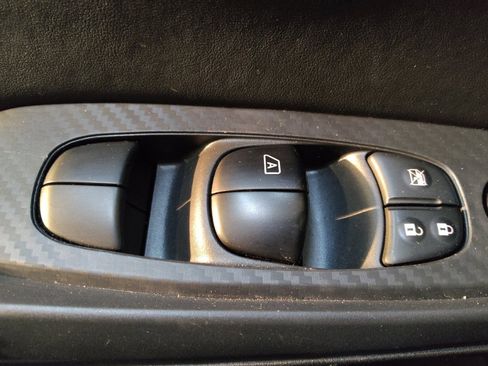 Used 2025 Nissan Sentra SV image 27