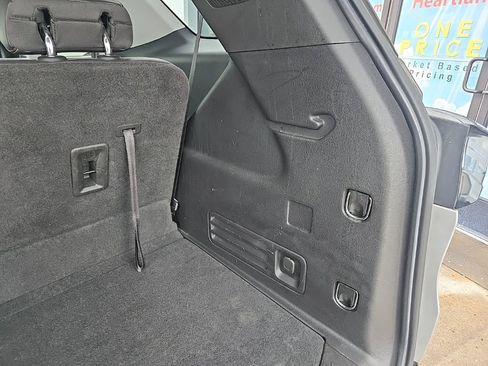 Used 2021 Chevrolet Traverse Premier w/ Redline Edition image 95