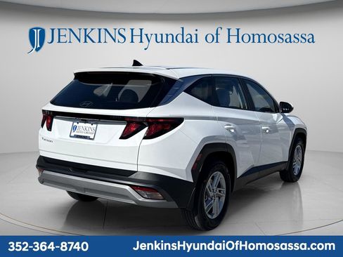 New 2026 Hyundai Tucson SE FWD image 3