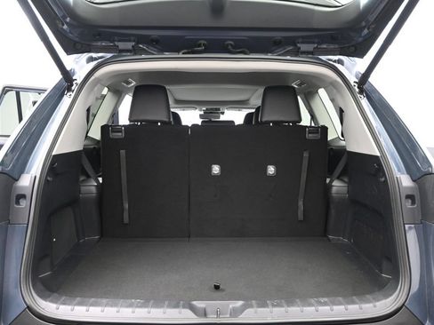 Used 2025 Toyota Grand Highlander AWD image 18