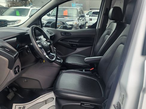 Used 2020 Ford Transit Connect XL image 13