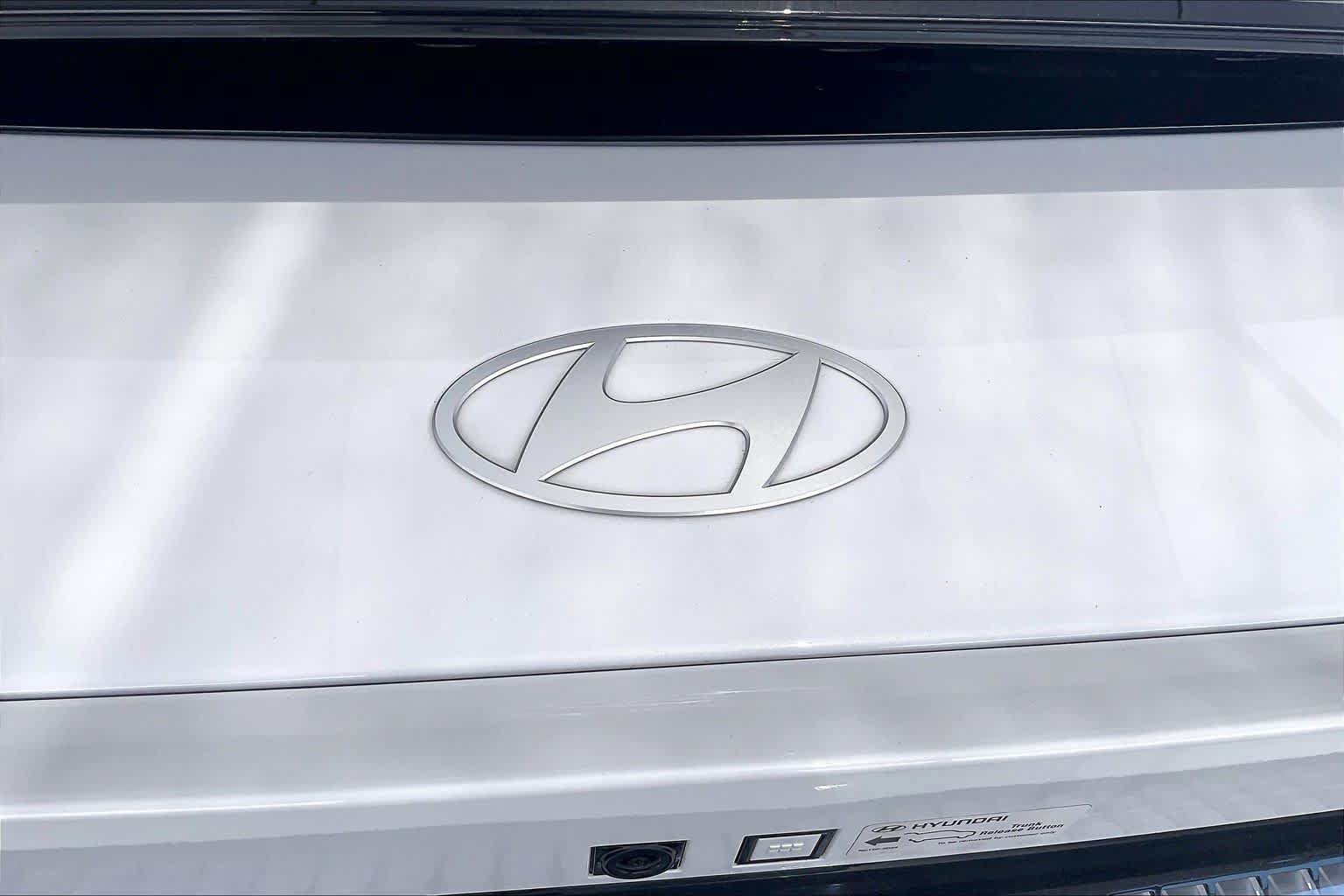 Used 2024 Hyundai Ioniq 6 SEL RWD image 30