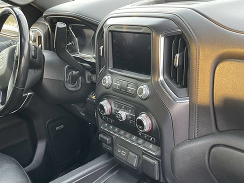 Used 2019 GMC Sierra 1500 AT4 w/ AT4 Premium Package AWD/4WD image 7