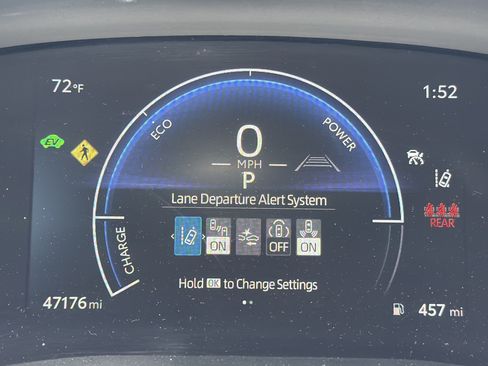 Used 2025 Toyota Camry LE AWD/4WD image 13