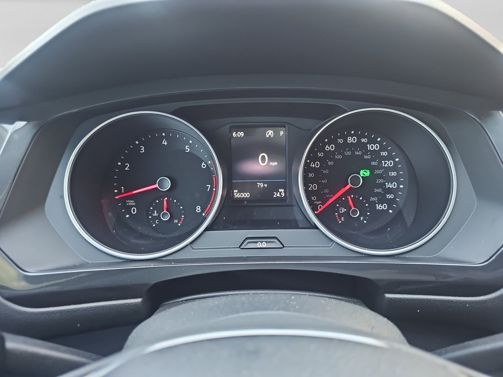 Used 2019 Volkswagen Tiguan SE w/ Panoramic Sunroof Package FWD image 24