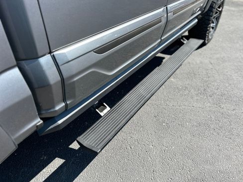 Used 2021 Ford F150 Lariat w/ Equipment Group 502A High image 11