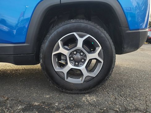 Used 2022 Jeep Compass Trailhawk w/ Trailer Tow Group AWD/4WD image 23