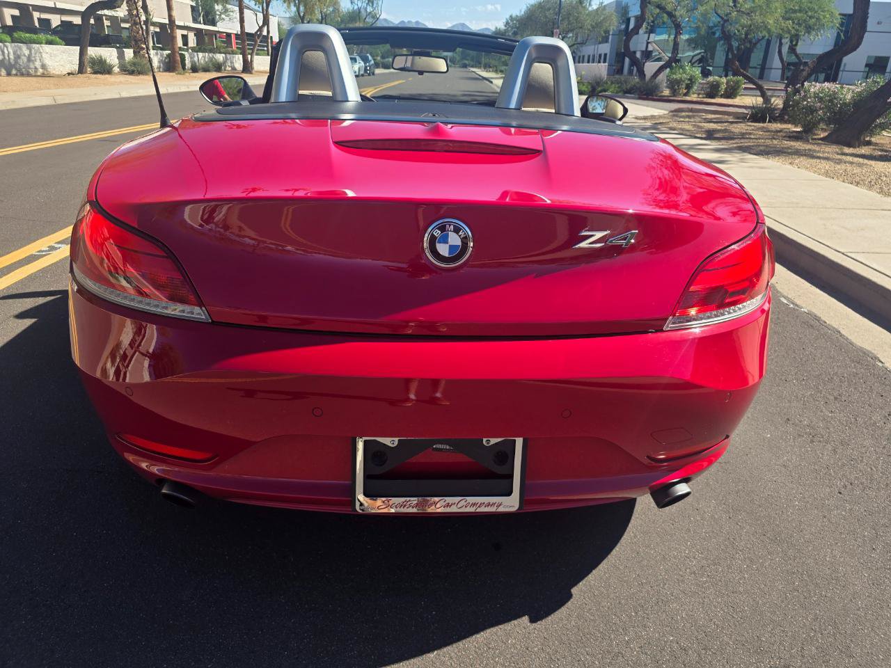 Used 2010 BMW Z4 sDrive35i RWD image 27