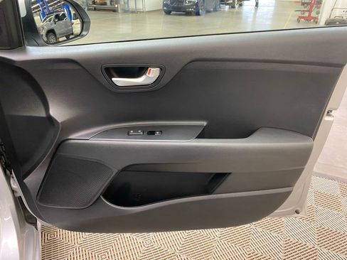 Used 2023 Kia Rio LX image 20