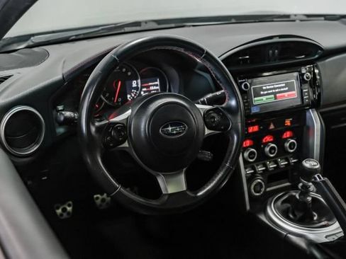 Used 2018 Subaru BRZ Limited w/ Popular Package #3 RWD image 21