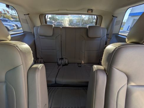 Used 2016 Chevrolet Tahoe LT image 18