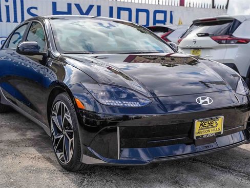 Certified 2024 Hyundai Ioniq 6 SEL image 3