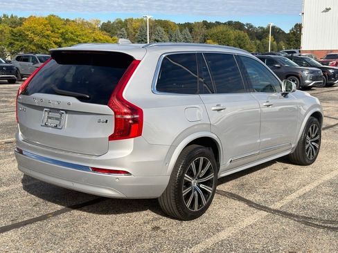 Used 2023 Volvo XC90 B6 Plus w/ Protection Package Premier image 7