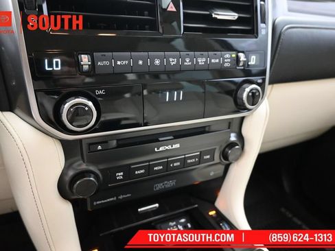 Used 2022 Lexus GX 460 Premium AWD/4WD image 19