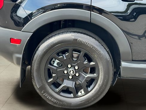 Used 2025 Ford Bronco Sport Big Bend w/ Black Appearance Package AWD/4WD image 38