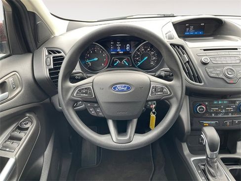 Used 2018 Ford Escape SE image 12