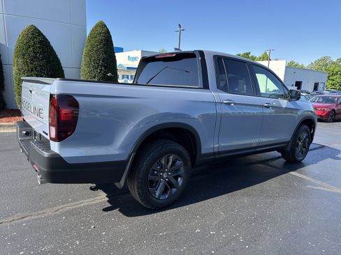 New 2026 Honda Ridgeline Sport image 4