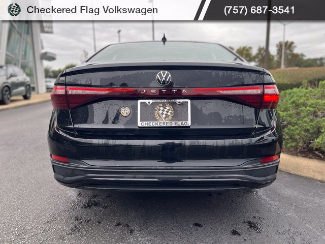 Used 2025 Volkswagen Jetta Sport FWD image 10