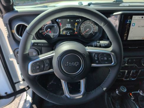 New 2026 Jeep Wrangler Unlimited Sahara image 15