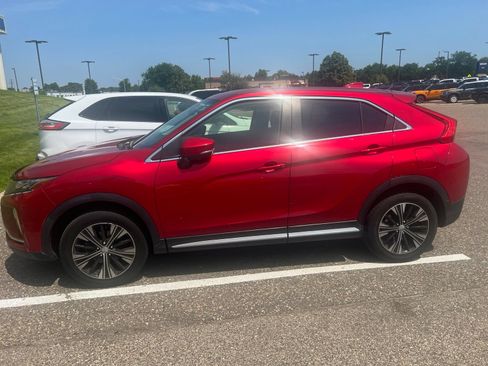 Used 2018 Mitsubishi Eclipse Cross SEL AWD/4WD image 2